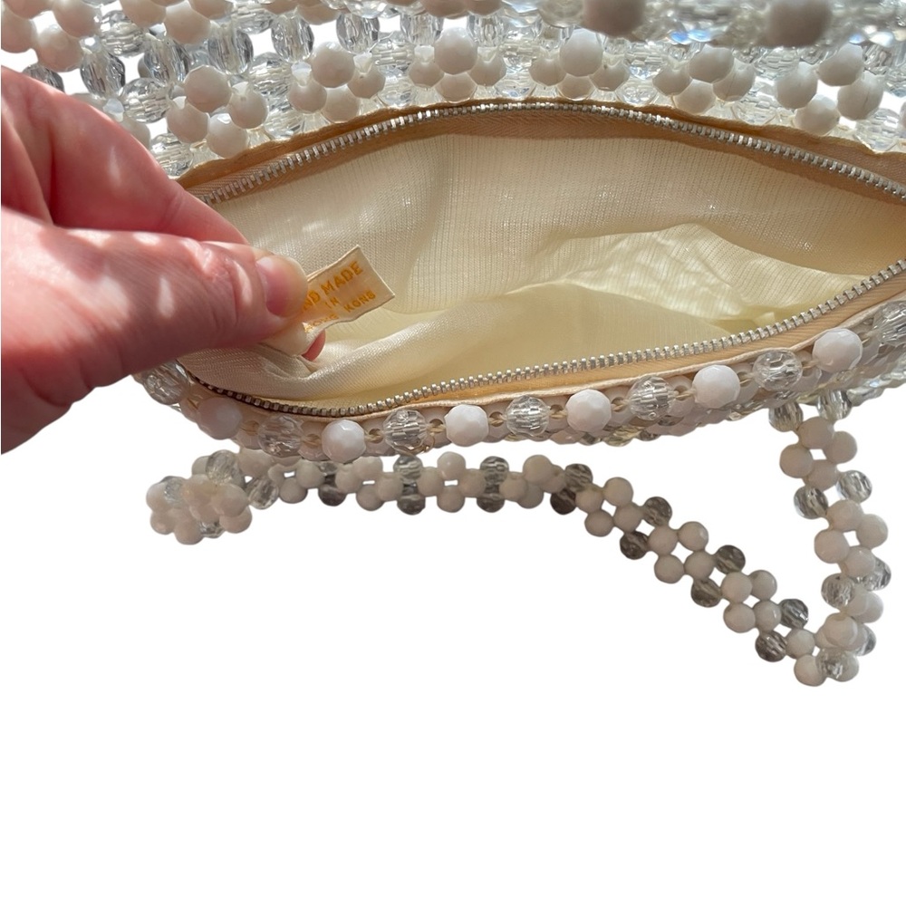 Vintage 1960s white/clear lucite beaded woven satchel handbag boho mod retro - Picture 6 of 10